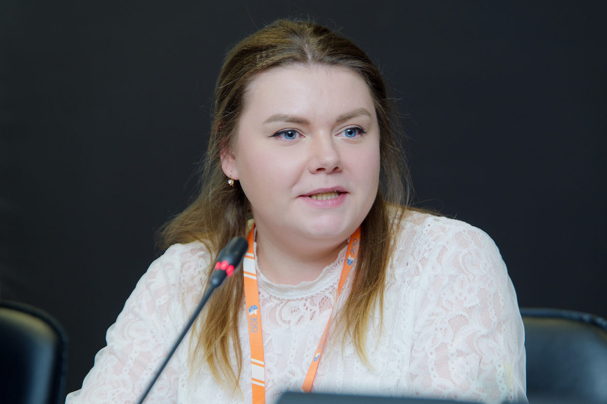 Алина Морозова, AlphaPet