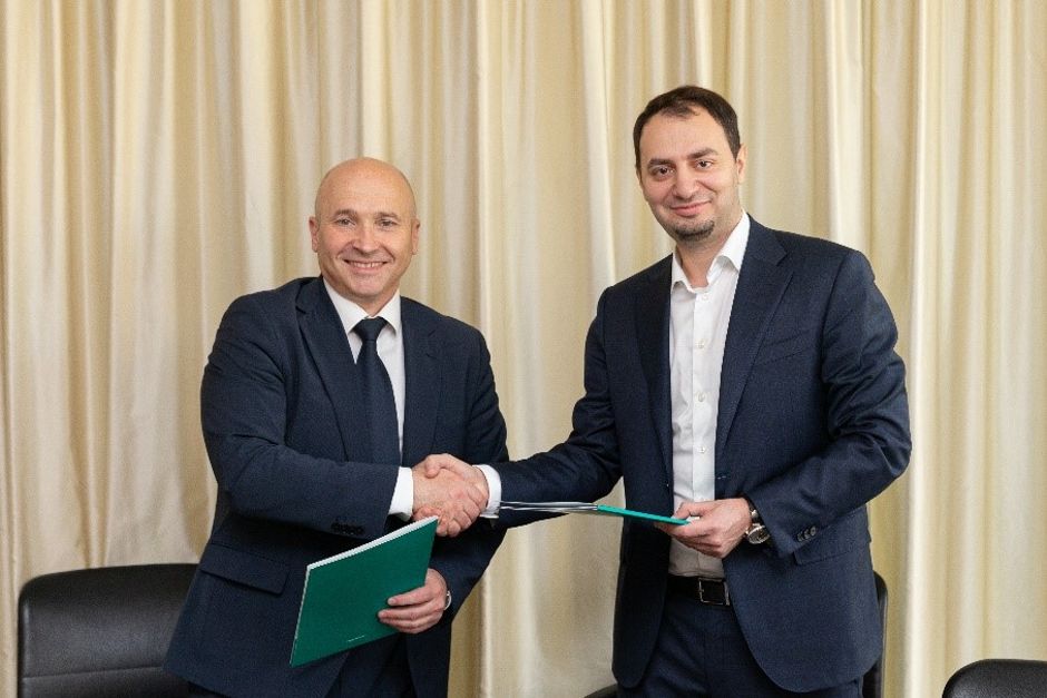Вениамин Левцов и Давид Мартиросов  на подписании соглашения