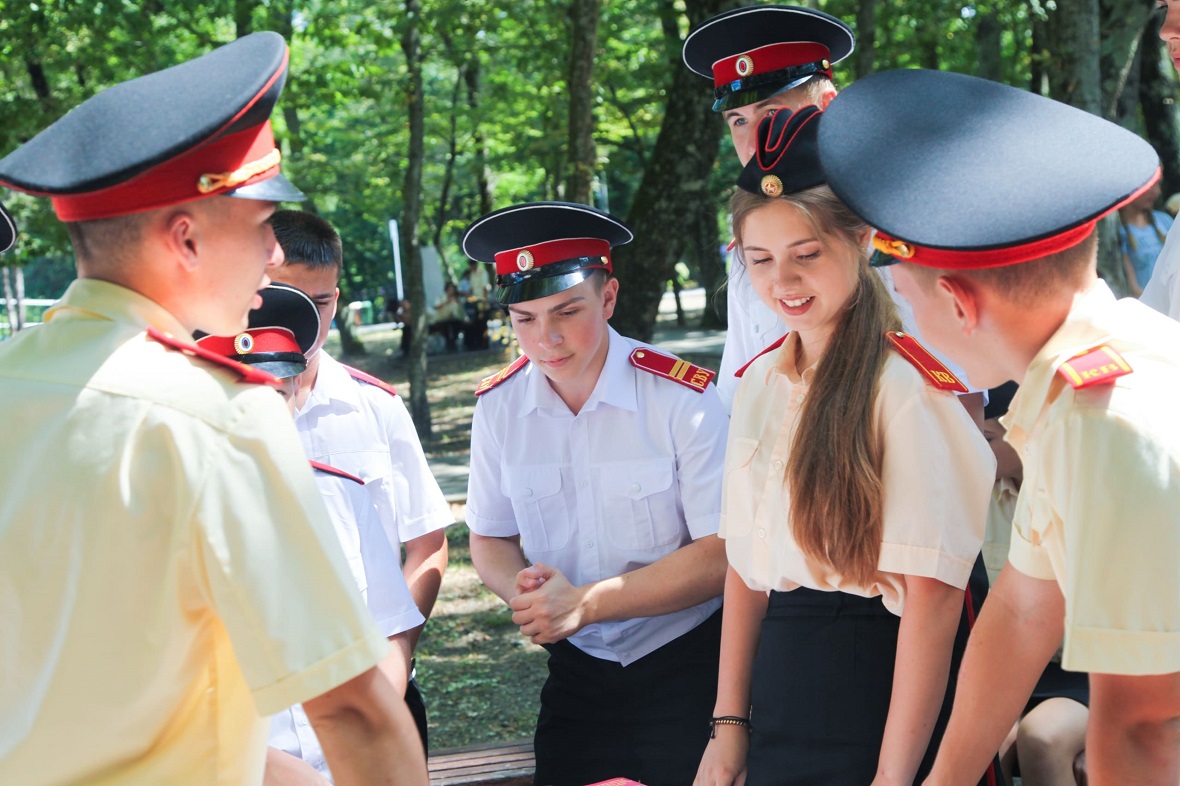 В «Орленке» открылась смена будущих офицеров Беларуси и России