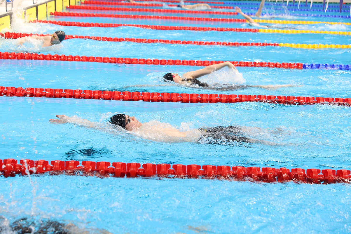 В Екатеринбурге открылся Дворец водных видов спорта 