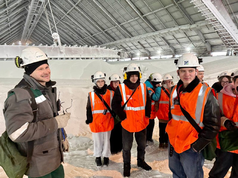 «Азот» принял участие в очередной смене профориентационного лагеря