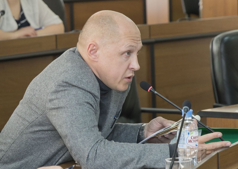 Дело об алиментах нижегородского бизнесмена рассмотрит Саратовский суд