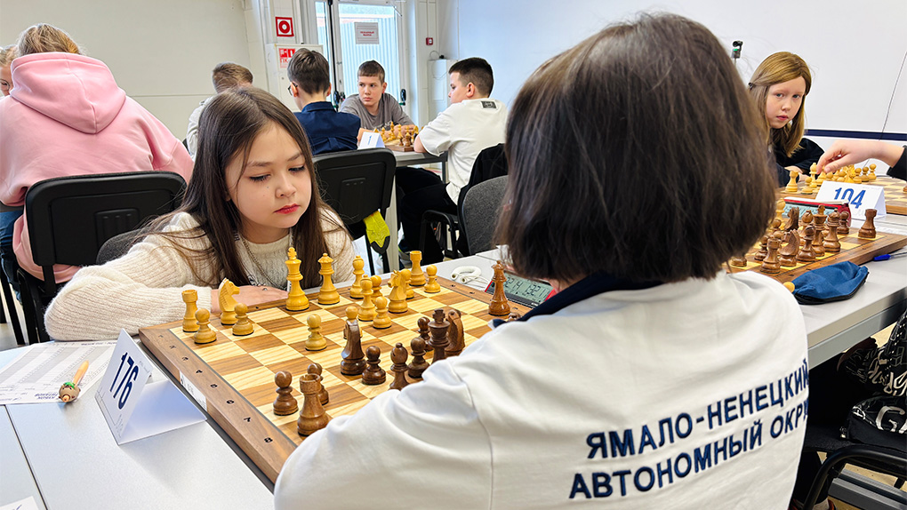 Анатолий Карпов открыл детский этап Кубка России по шахматам на Урале