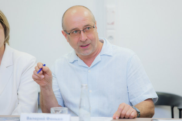 Валерий Фенько, «Павловские апартаменты»