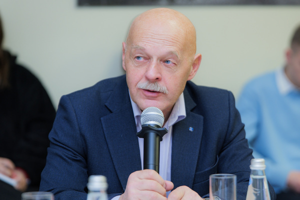 Александр Ходачек, Высшая школа экономики в Петербурге 