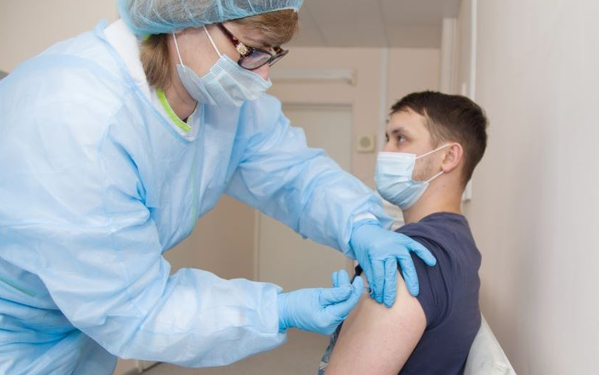 «Башнефть» проводит добровольную вакцинацию работников от коронавируса