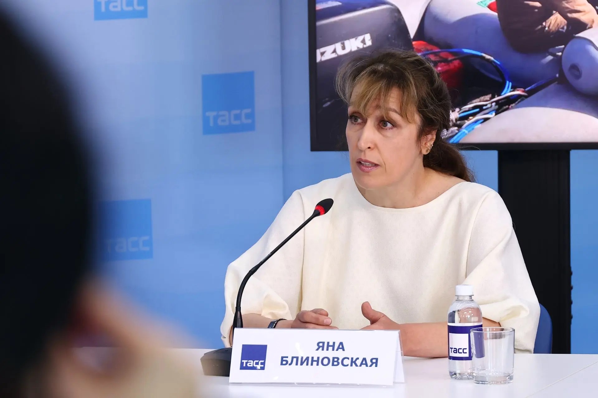 Яна Блиновская