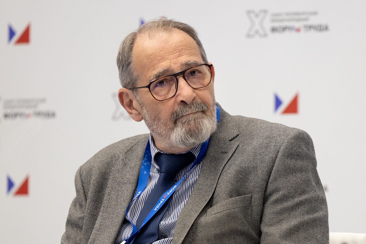 Евгений Креславский, Институт «Новые возможности»