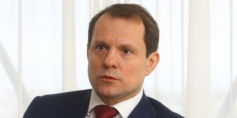 Михаил Медведев