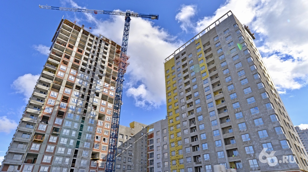 У «Екатеринбург Арены» продолжается строительство дома с «зеленой» крышей