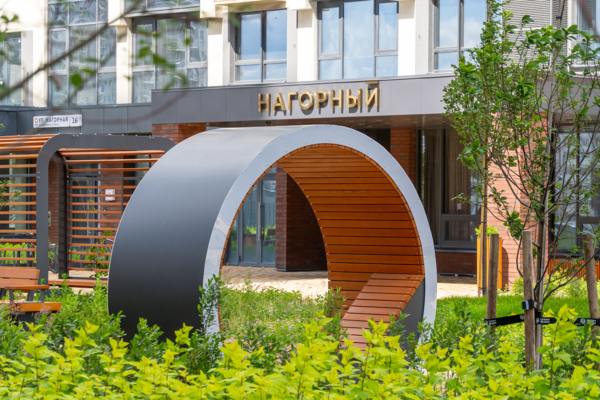 Новые традиции двора. Зачем застройщики объединяют жителей