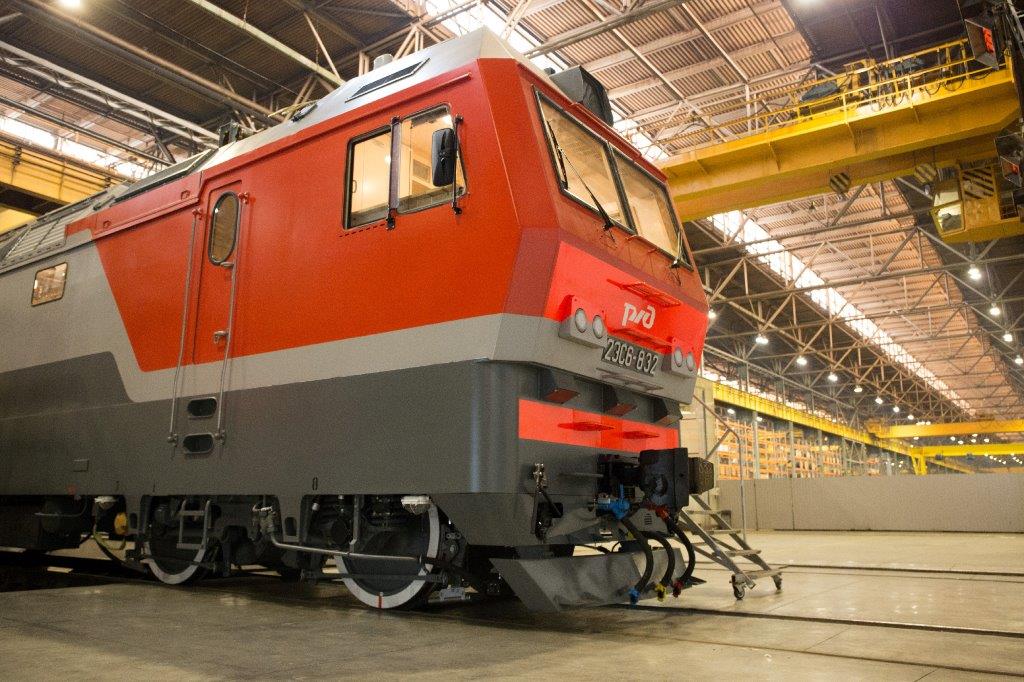 «Уральские локомотивы» выполнили годовой контракт