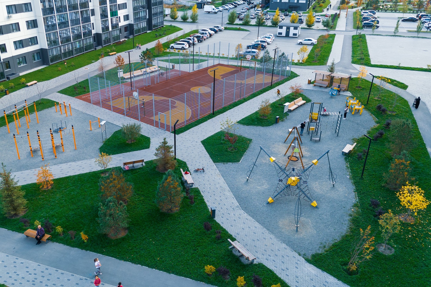 Проекты ГК «КПД Газстрой» отличаются зелеными дворами для спорта и отдыха