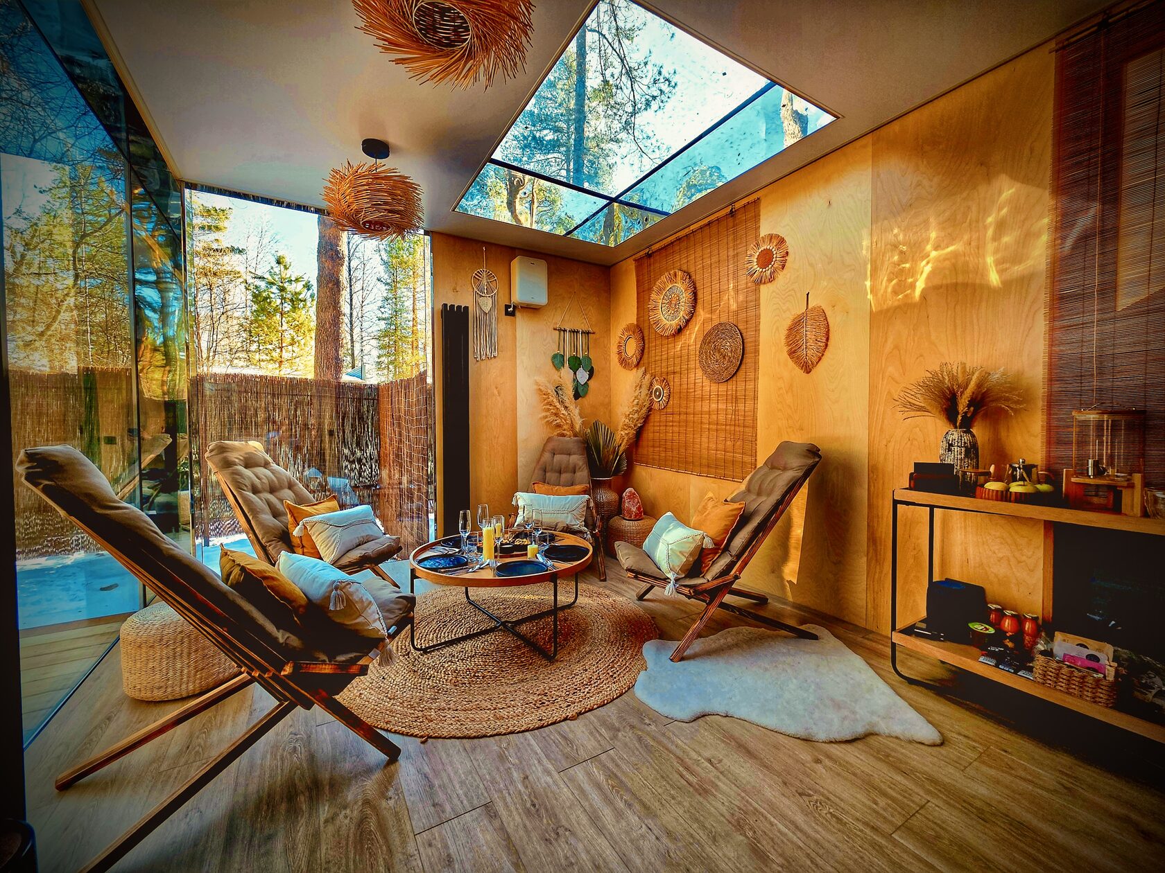 Необычный отель GEOMETRIKA Lounge: отдых в горах Алтая рядом с Манжероком