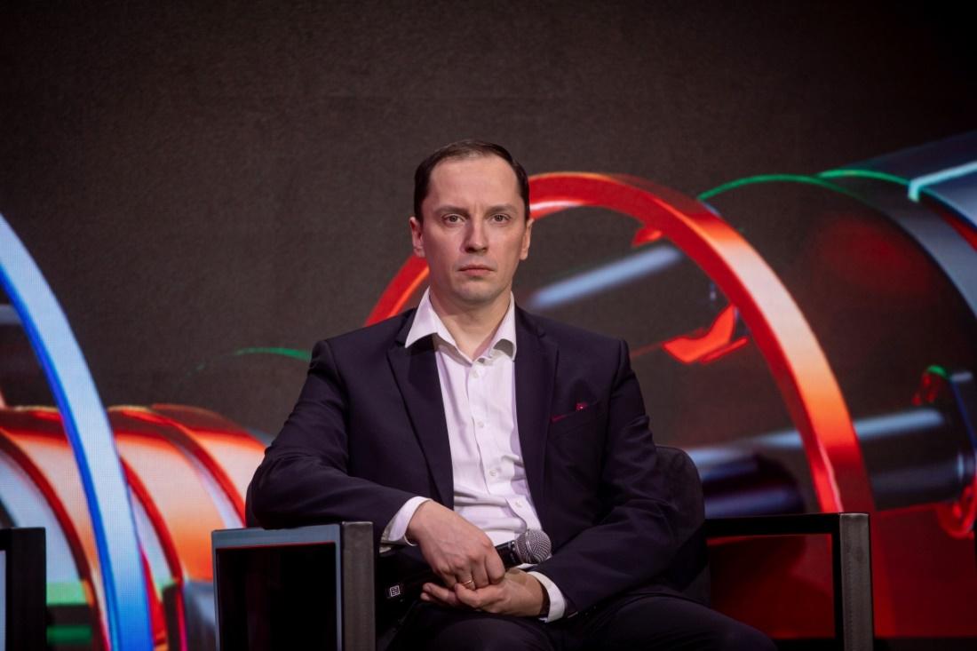 Как бизнесу расти без дешевых денег: что обсуждали на Альфа-Саммите