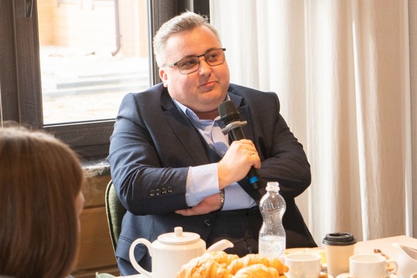 Дмитрий Лопатин, «Самолет»