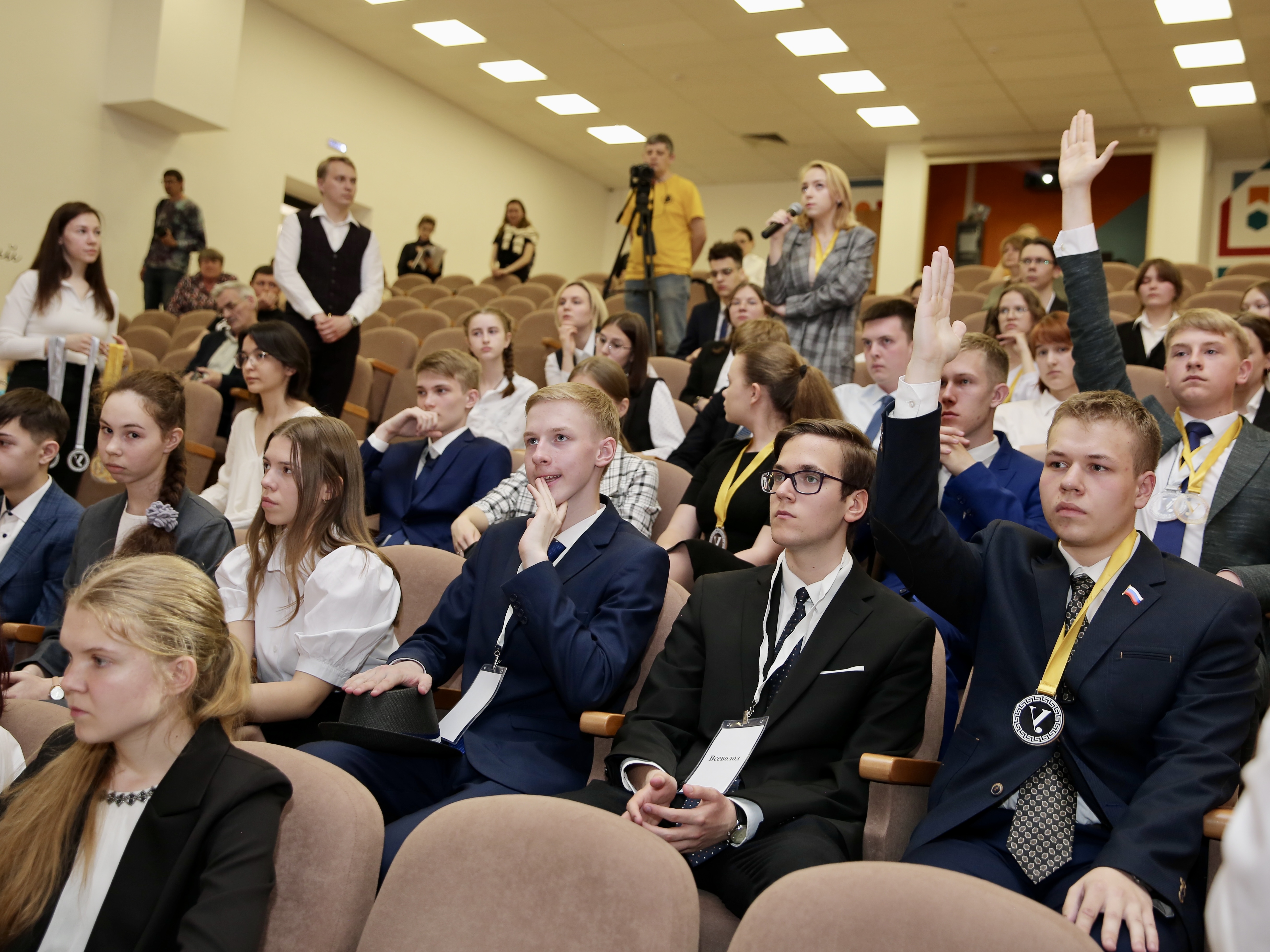 Уральские школьники примут участие в главной олимпиаде «Умницы и умники»