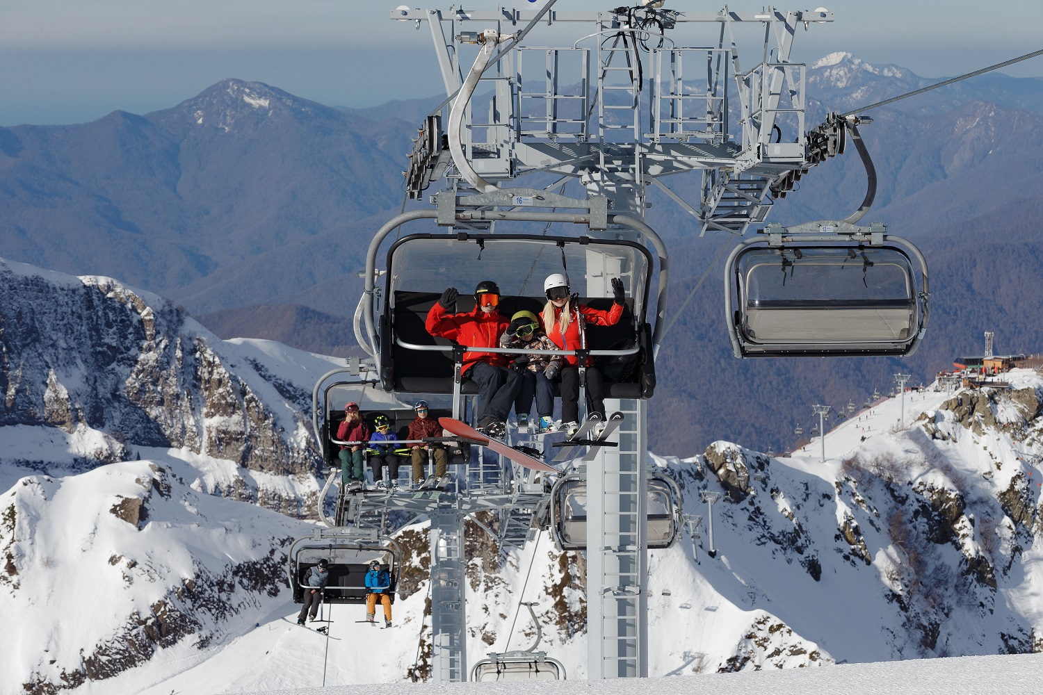 Красная Поляна вводит компенсацию и скидку 50% на зимние ски-пассы