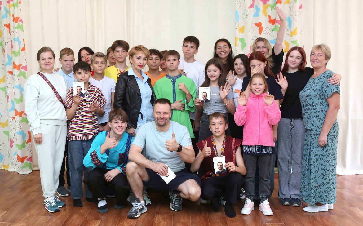Гости Уфимского марафона провели мотивационную встречу с детьми