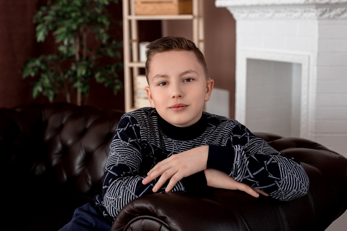 11-летнему Саше требуются 181 495 рублей на слуховые аппараты