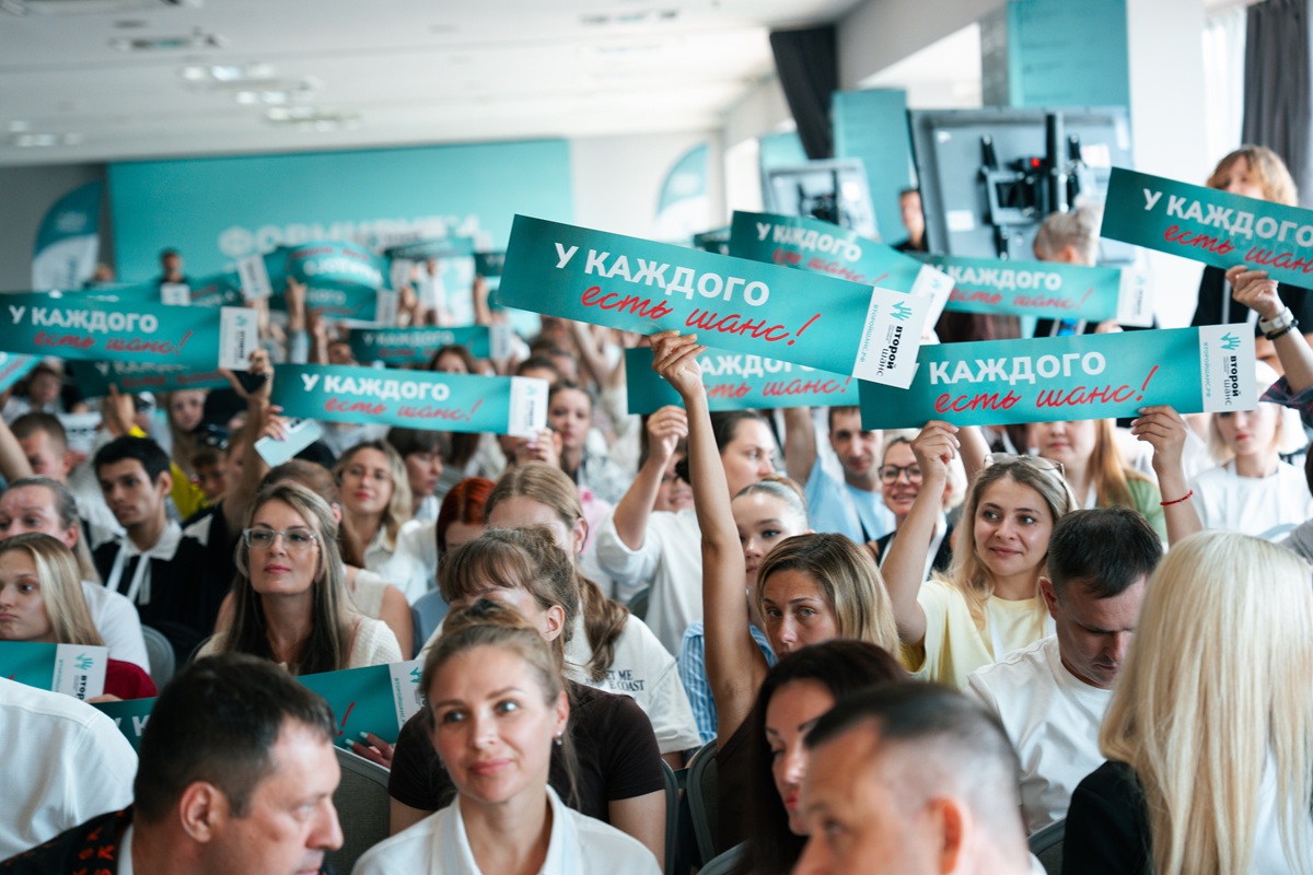 При поддержке «Новых людей» прошла запись подкаста «НеТрудный возраст»