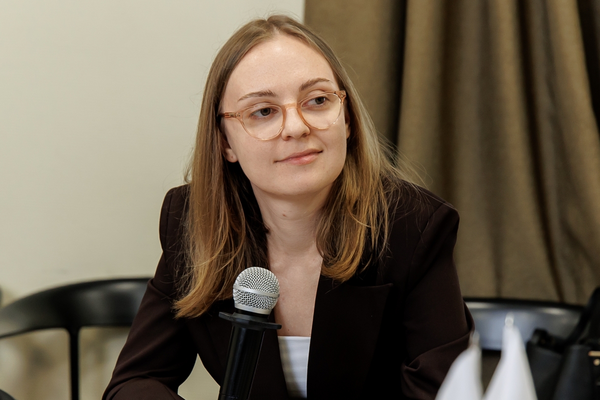 Елена Тверезовская, «Пеленг»