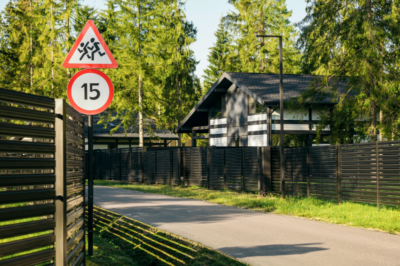 Основатель Ели Estate (Эстейт), о том, как выбрать загородный дом