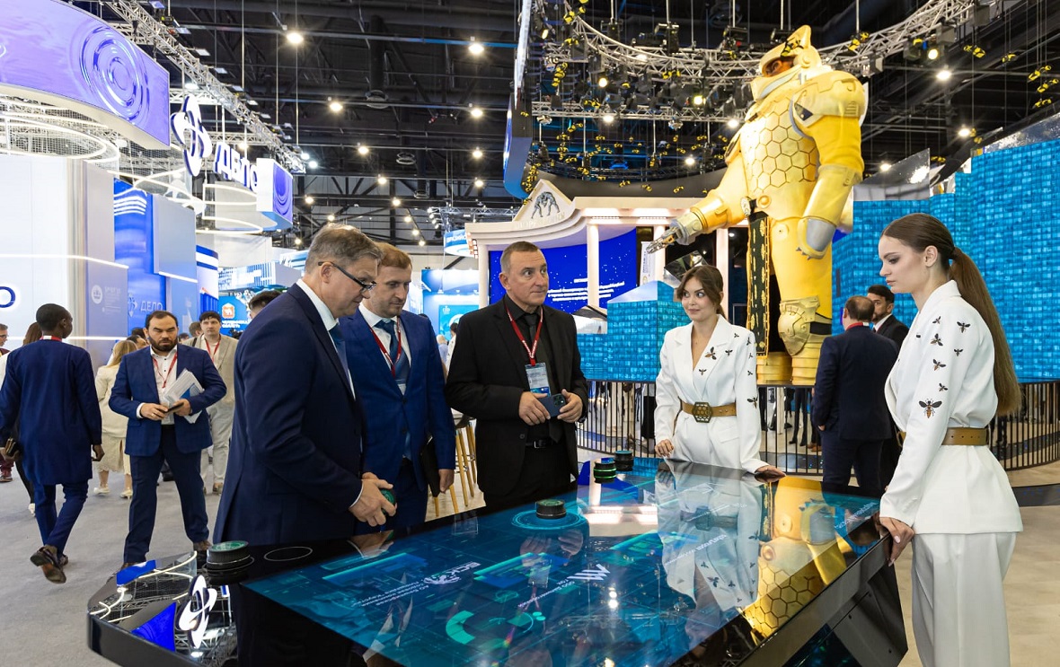Башкирская содовая компания демонстрирует инновации на ПМЭФ-2025