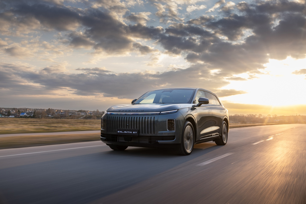 Инновационный дух EXEED EXLANTIX: обновление «по воздуху»    