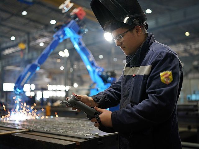 НЗРМ рассказал о программах работы с учебными заведениями