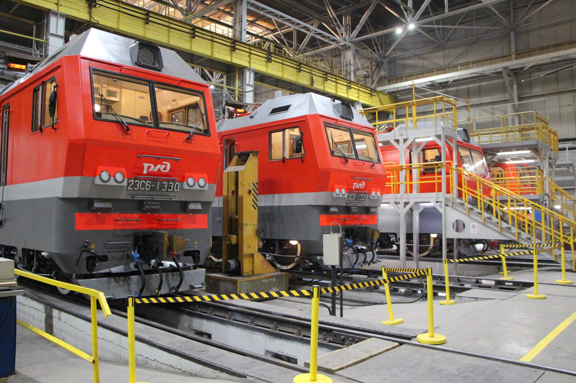 «Уральские локомотивы» поставил электровозы на Московскую железную дорогу