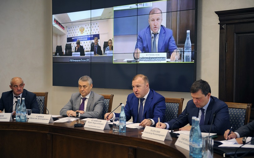 Глава Адыгеи принял участие в «часе регионов», проводимом Минприроды РФ