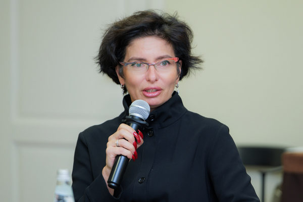 Светлана Лазариди, Группа «Илим»