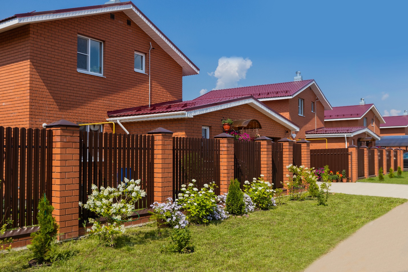 Три критерия для выбора застройщика загородного жилья