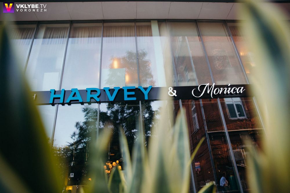 Воронежский ресторан «Harvey & Monica» представил икорное меню
