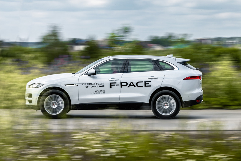 Разбираемся в ажиотаже вокруг первого кроссовера Jaguar F-Pace