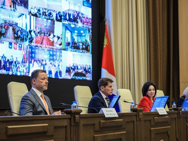Фото: пресс-служба Законодательного собрания Приморского края