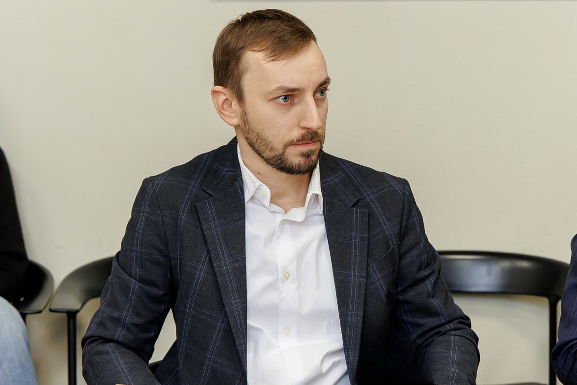 Кирилл Мурашов, M-Line
