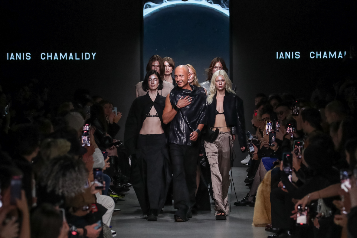 Янис Чамалиди. Нон-финито