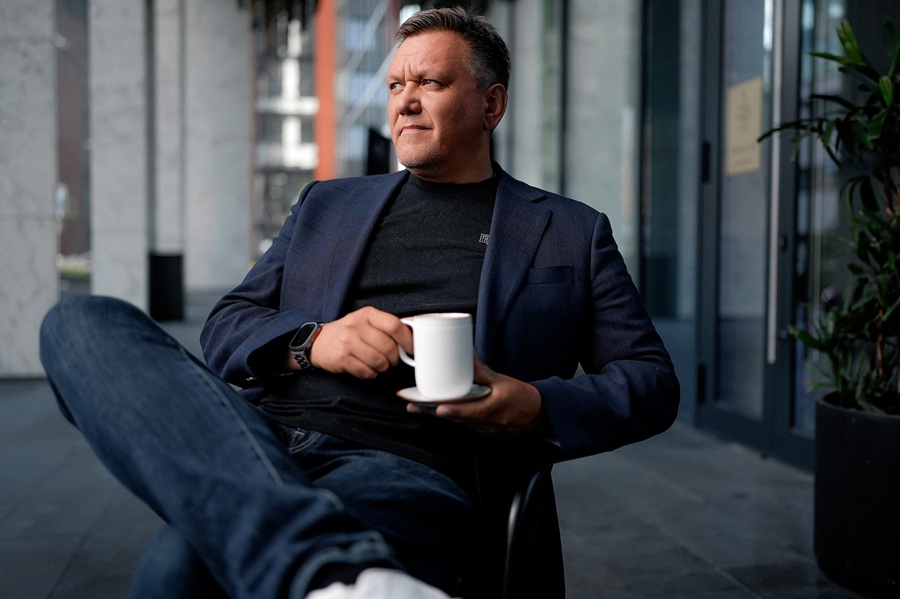 Интервью: о безопасности связи, рисках ИИ и запуске 5G в Новосибирске