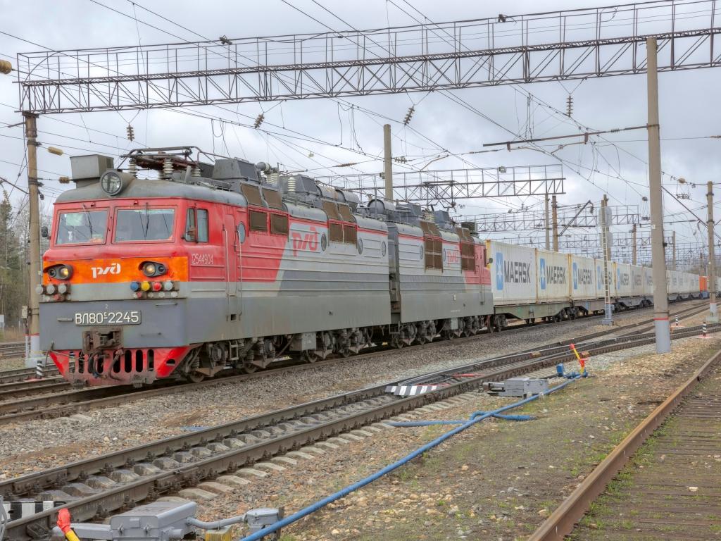 Горьковская магистраль отправила 500 контейнерных поездов за 9 месяцев