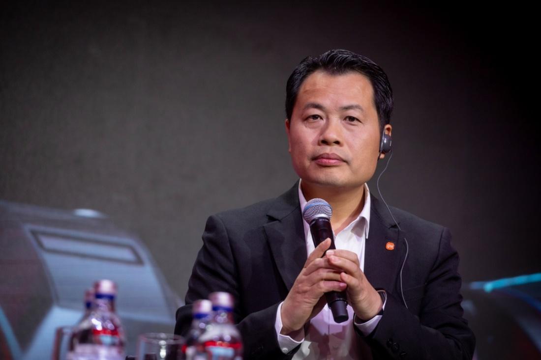 Как бизнесу расти без дешевых денег: что обсуждали на Альфа-Саммите