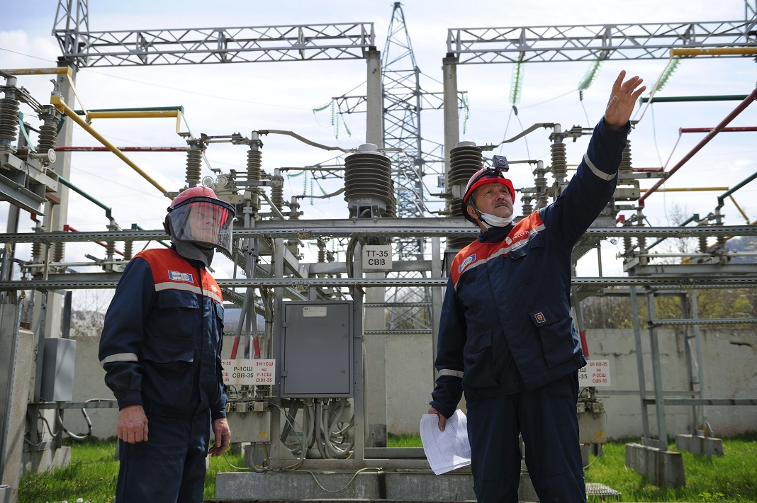 Энергетики повысили надежность энергоснабжения поселка «Хамышки» в РА
