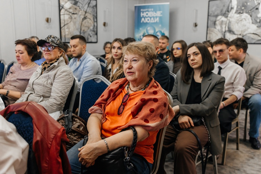 Партия «Новые люди» собрала в Новосибирске ЖКХ-форум