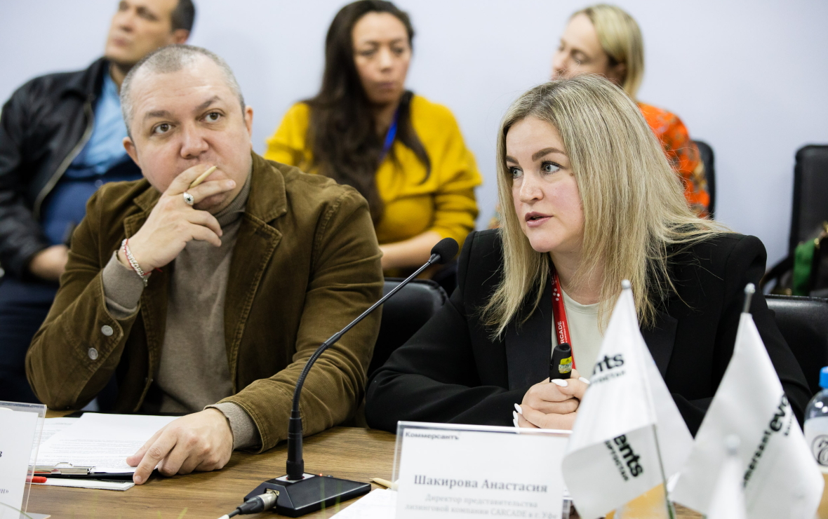 Главный редактор «Коммерсантъ-Башкортостан» Булат Баширов и директор представительства лизинговой компании CARCADE в Уфе Анастасия Шакирова