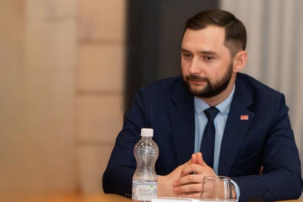 Александр Ермолаев, «Меридиан»