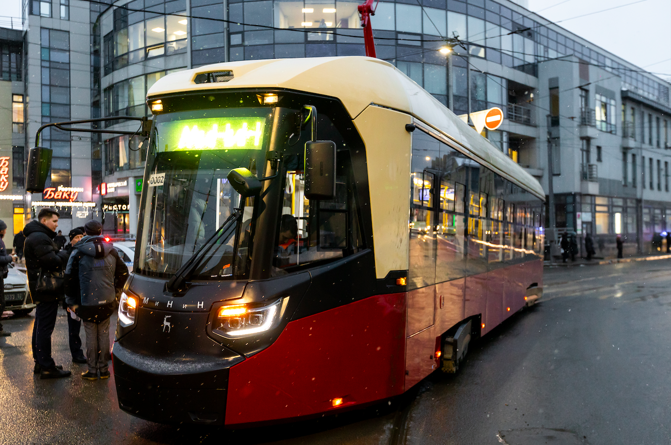 Трамвай «МиНиН» на улицах Нижнего Новгорода