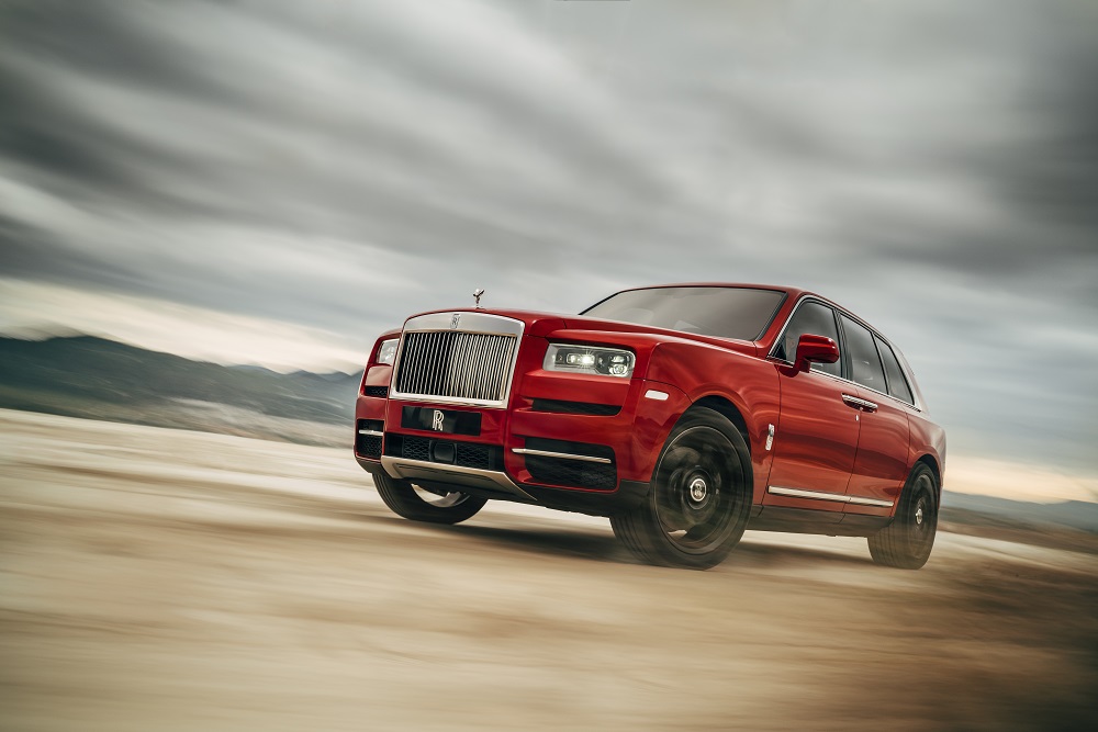 Роскошь без границ: Rolls-Royce Cullinan