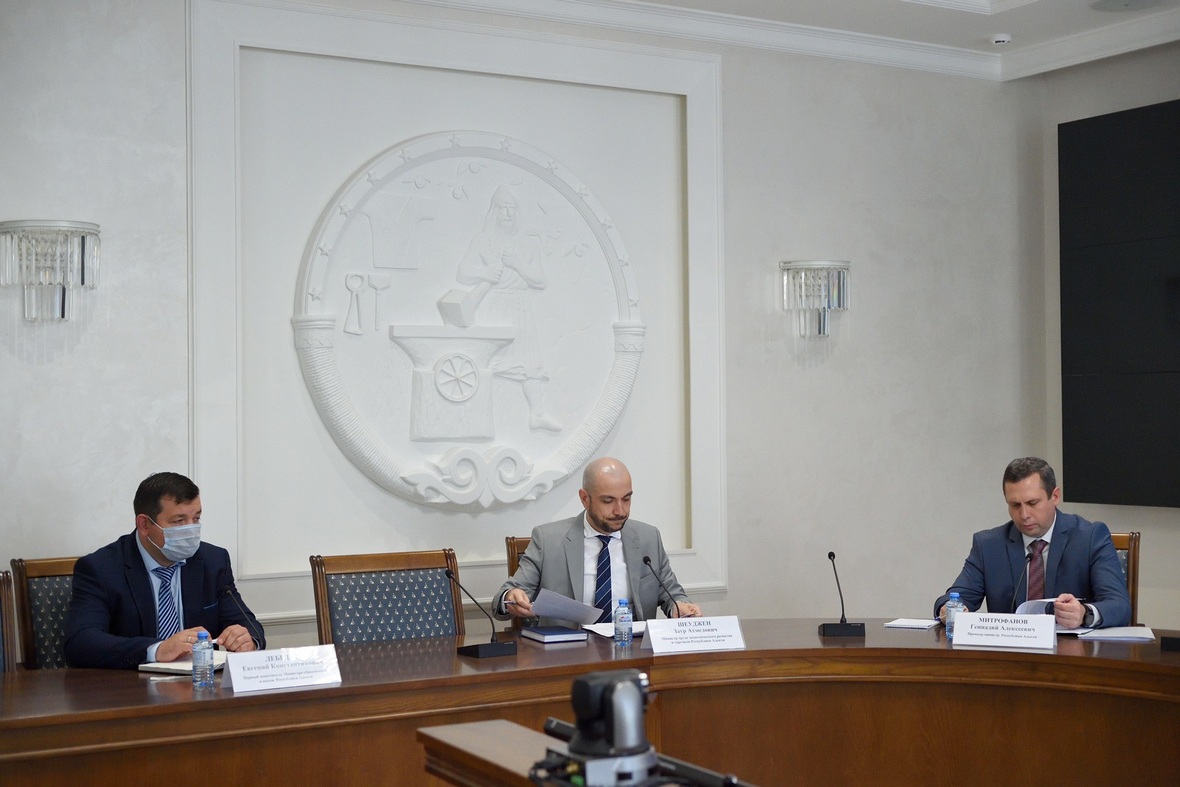 Глава Адыгеи принял участие в VIII Форуме регионов России и Беларуси