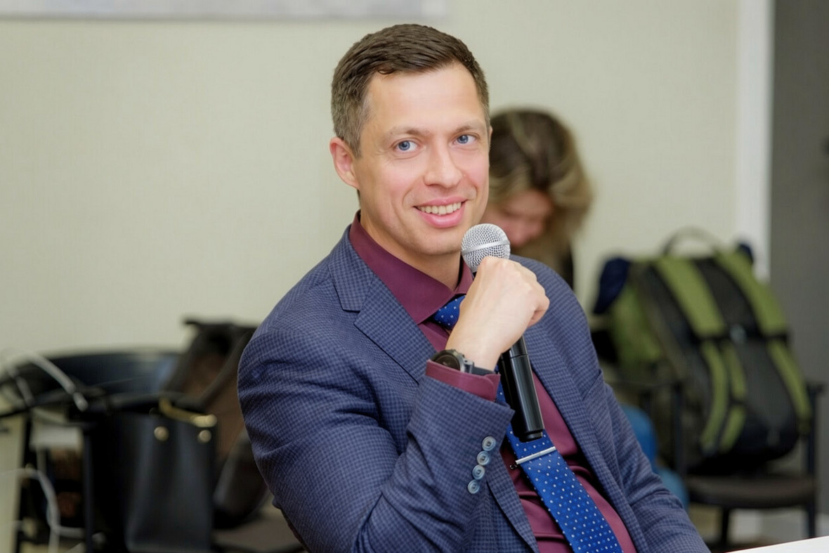 Михаил Сартаков, «Газстройпром»